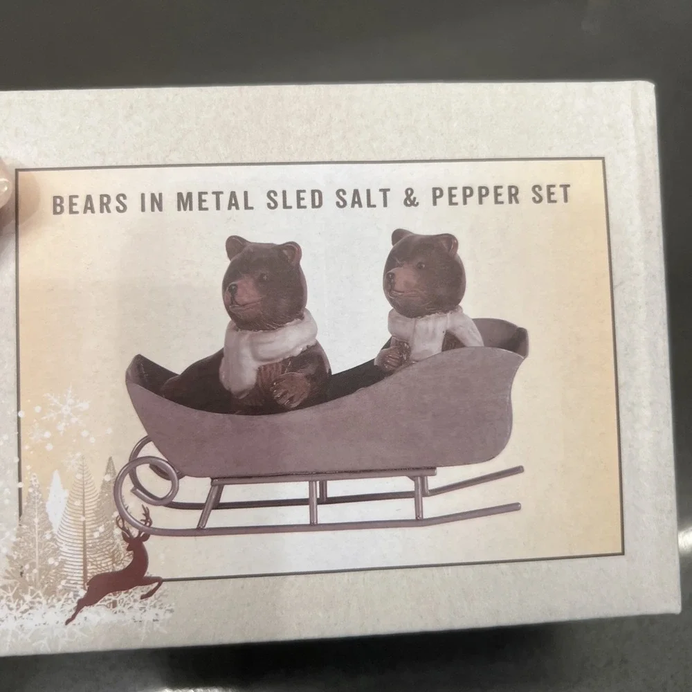 Cracker Barrel Ceramic Sledding Bears in Metal Sled Salt & Pepper Shakers